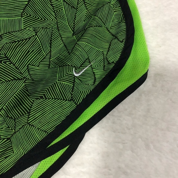 Nike neon Green dri-fit sports shorts size small Nike gym shorts workout shorts﻿ - Picture 3 of 7